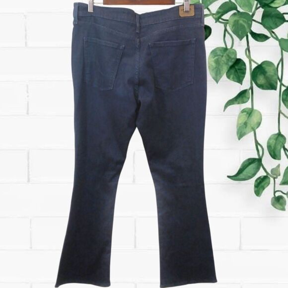Levis Mid Rise Bootcut Dark Wash Jeans Stretch - Picture 2 of 8